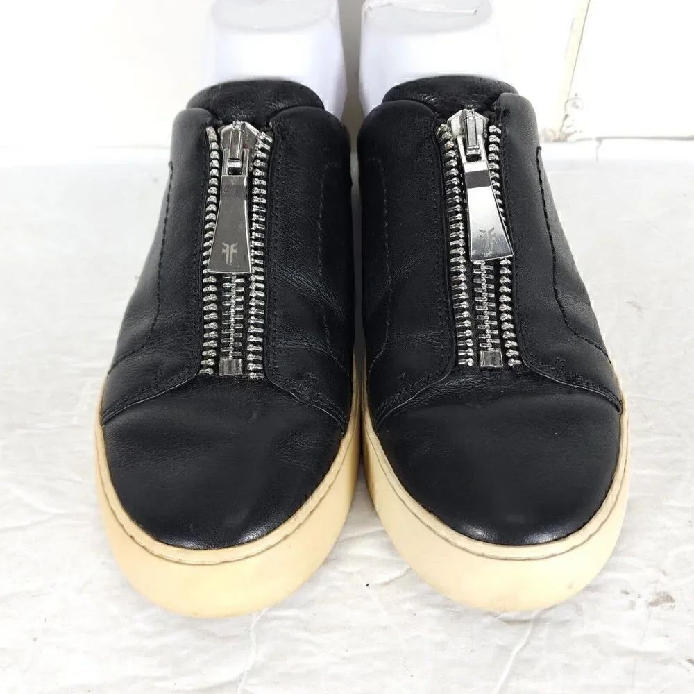 Frye women's Lena Zip US 7,5M Black Leather Slip On Flat Mules Sneakers Shoes - Picture 4 of 13
